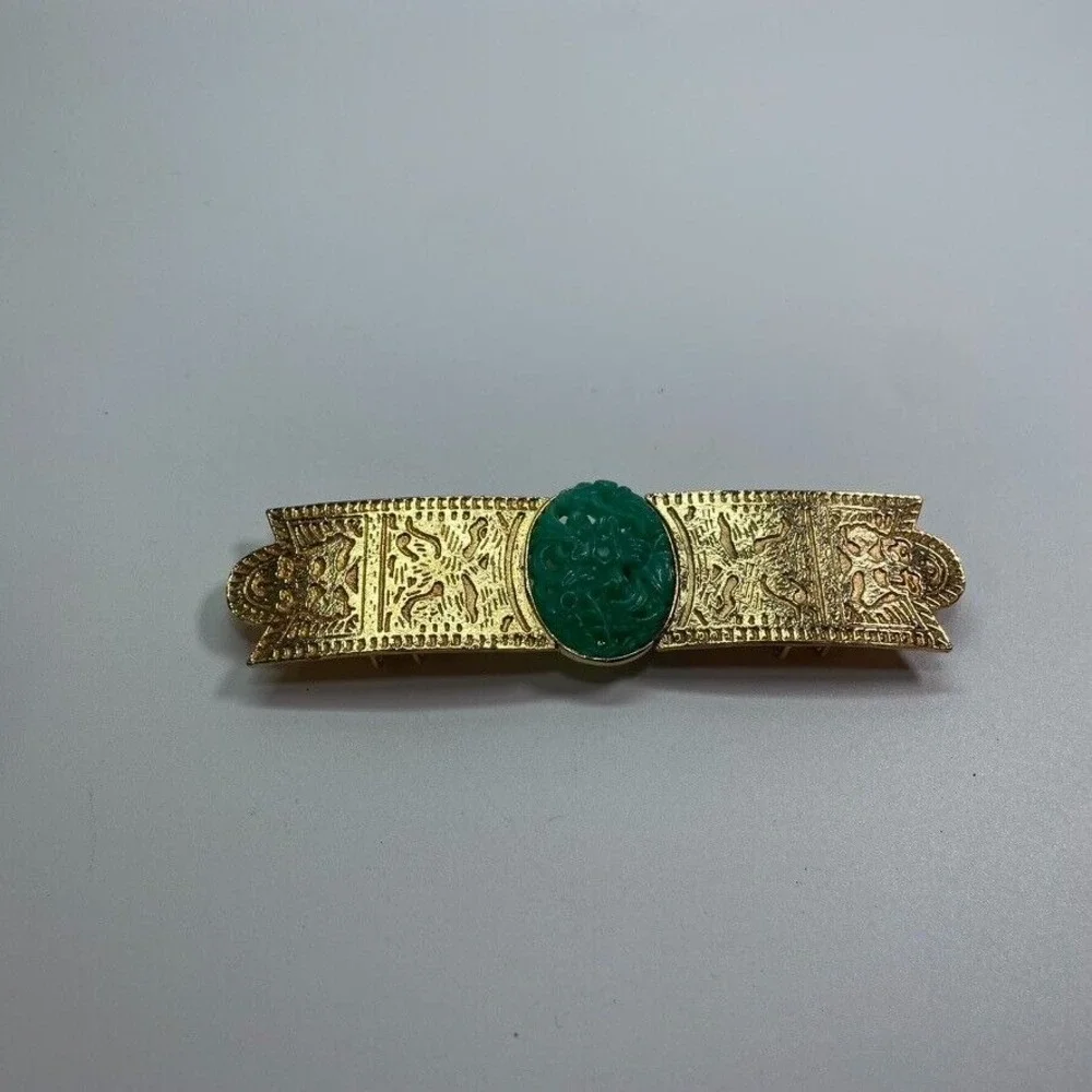 Gay Bover Designer Belt Buckle Gold-Tone w/Asian‎ Flair 1980's Takes 1.25